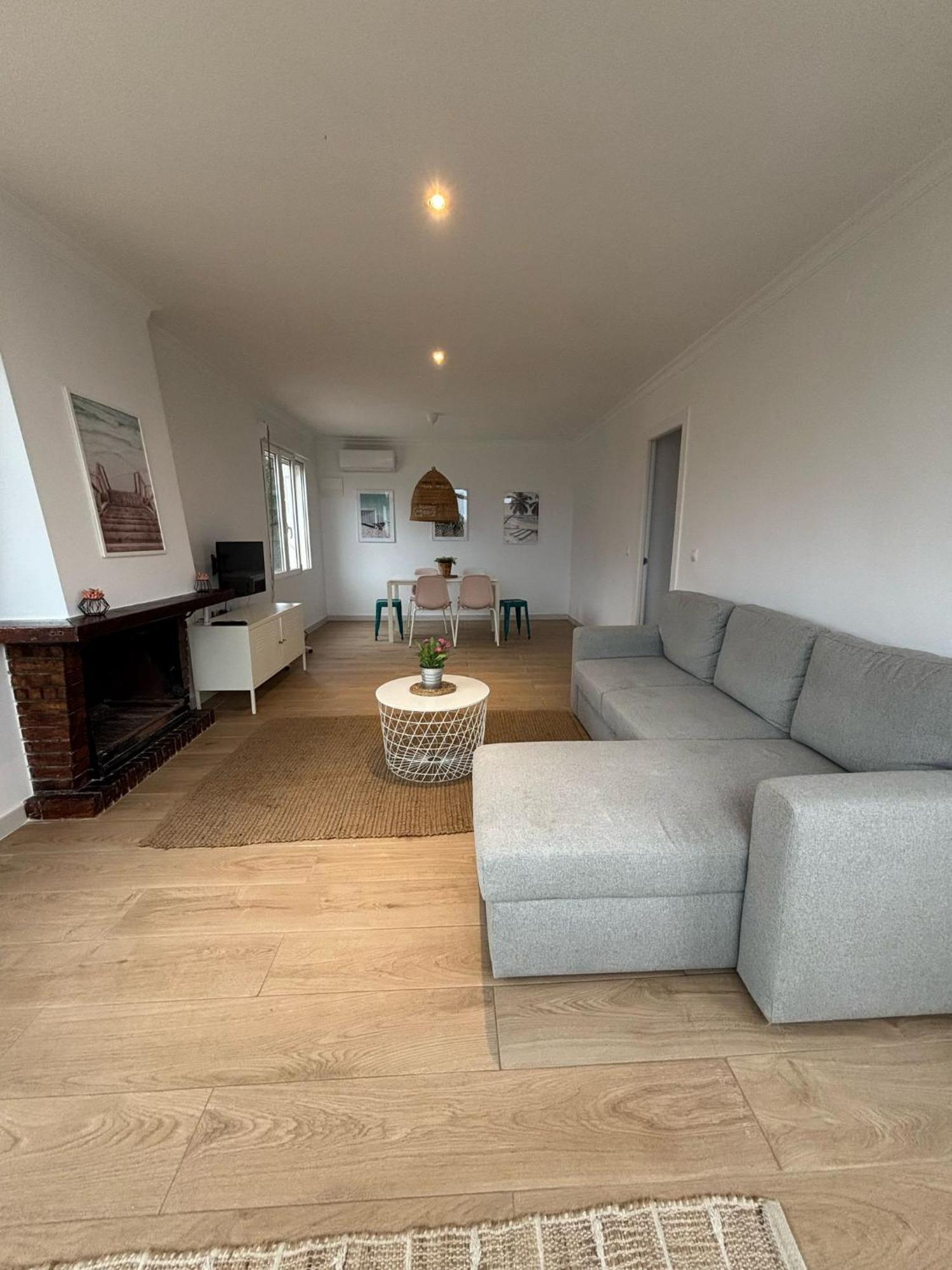 Acogedor Apartamento Junto A La Playa By Bebalmy Xabia Bagian luar foto